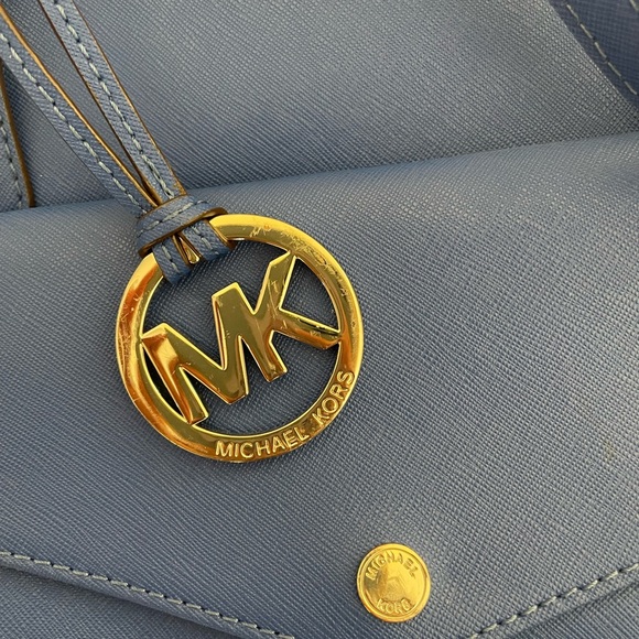 Michael Kors Multifunction Tote - Picture 5 of 6